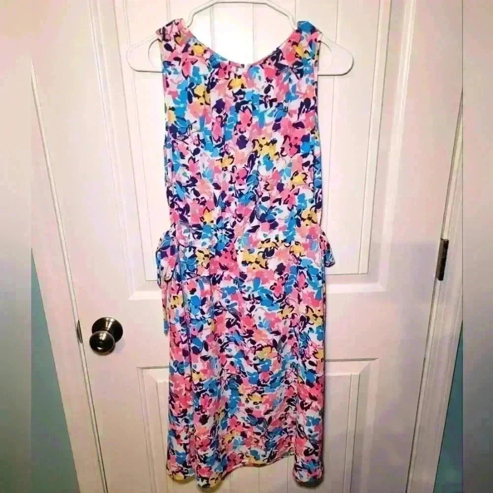 Juicy couture Floral dressed size medium.